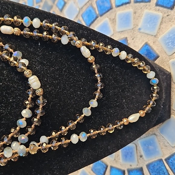 Glass Beaded Real Pearl Necklace - Picture 3 of 4